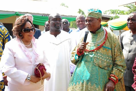 Chief Igbinedion speaking prior to the Sod Cutting ceremony @ KNUST